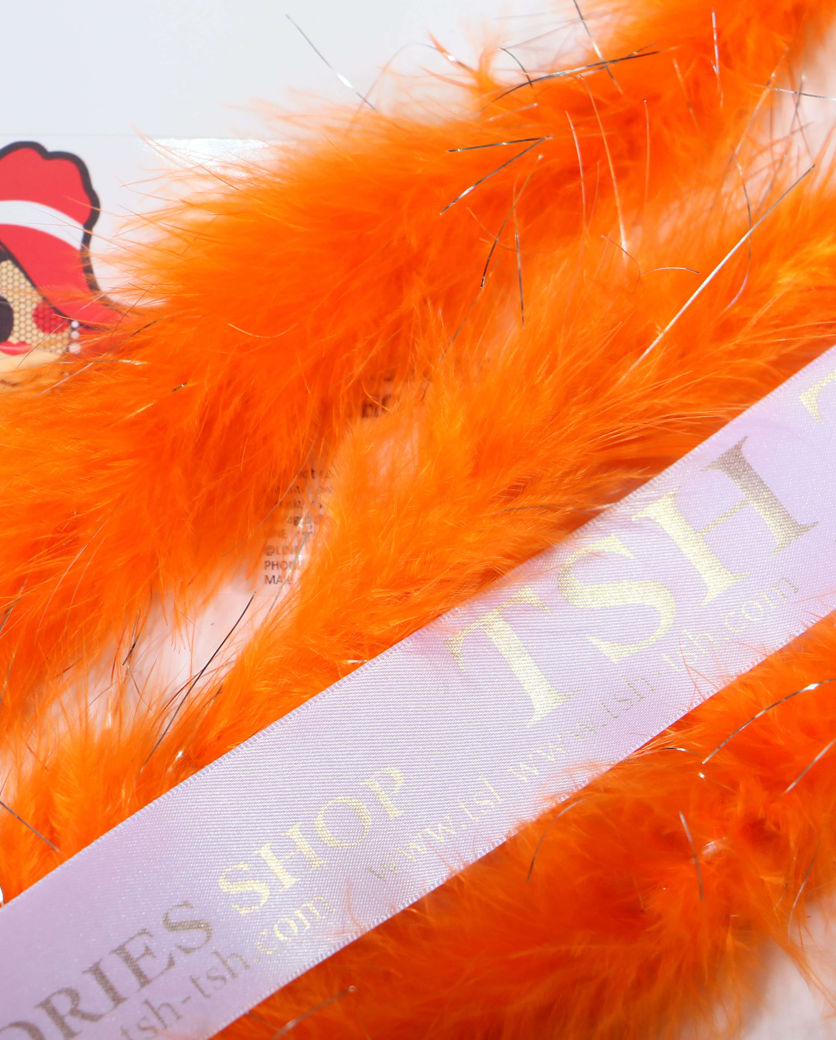 ขนมิ้งมีดิ้น ขนาดยาว 2 เมตร สีส้ม