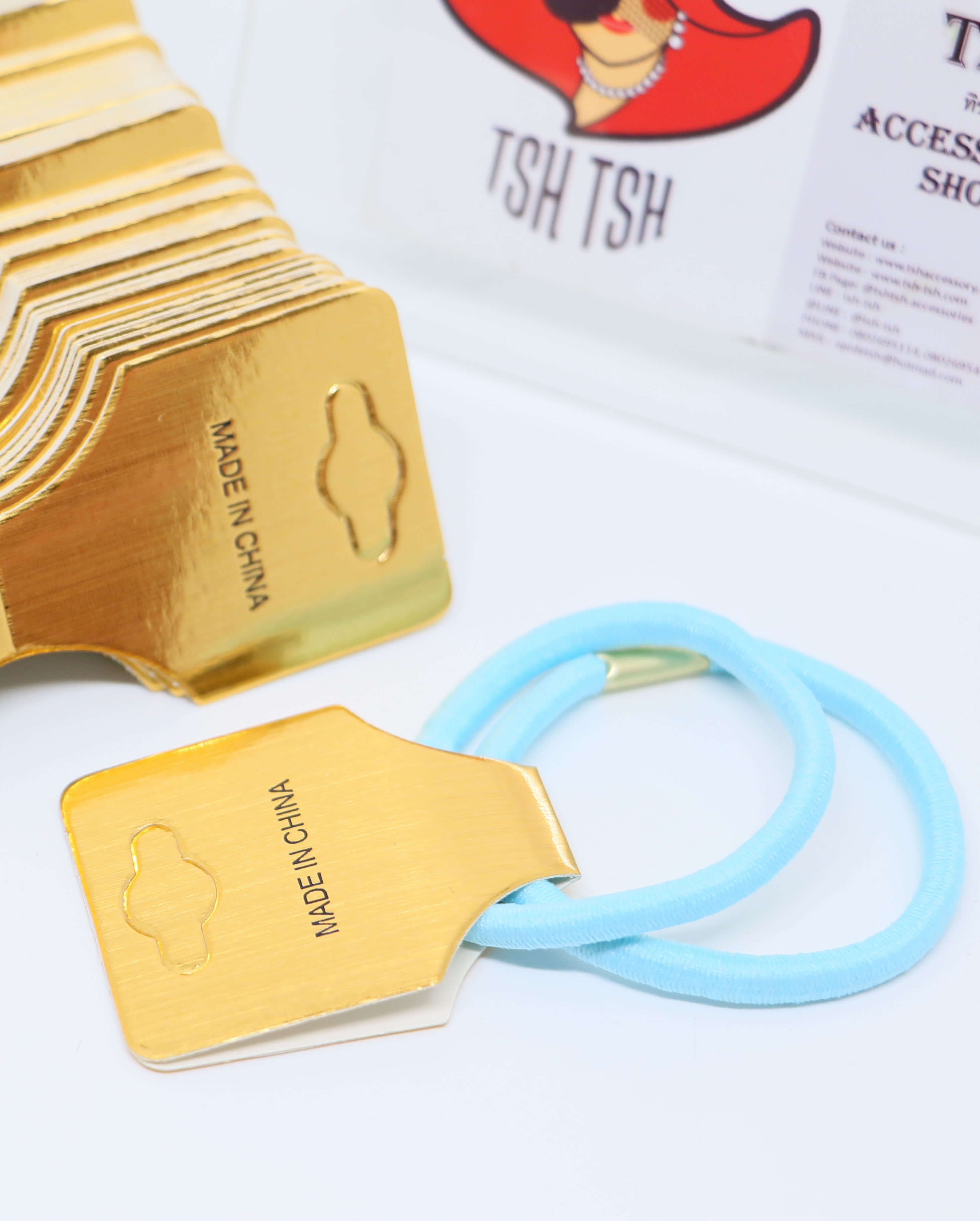 หัวกระดาษแพคแขวนพิมพ์ลาย Happy Girl สีทอง