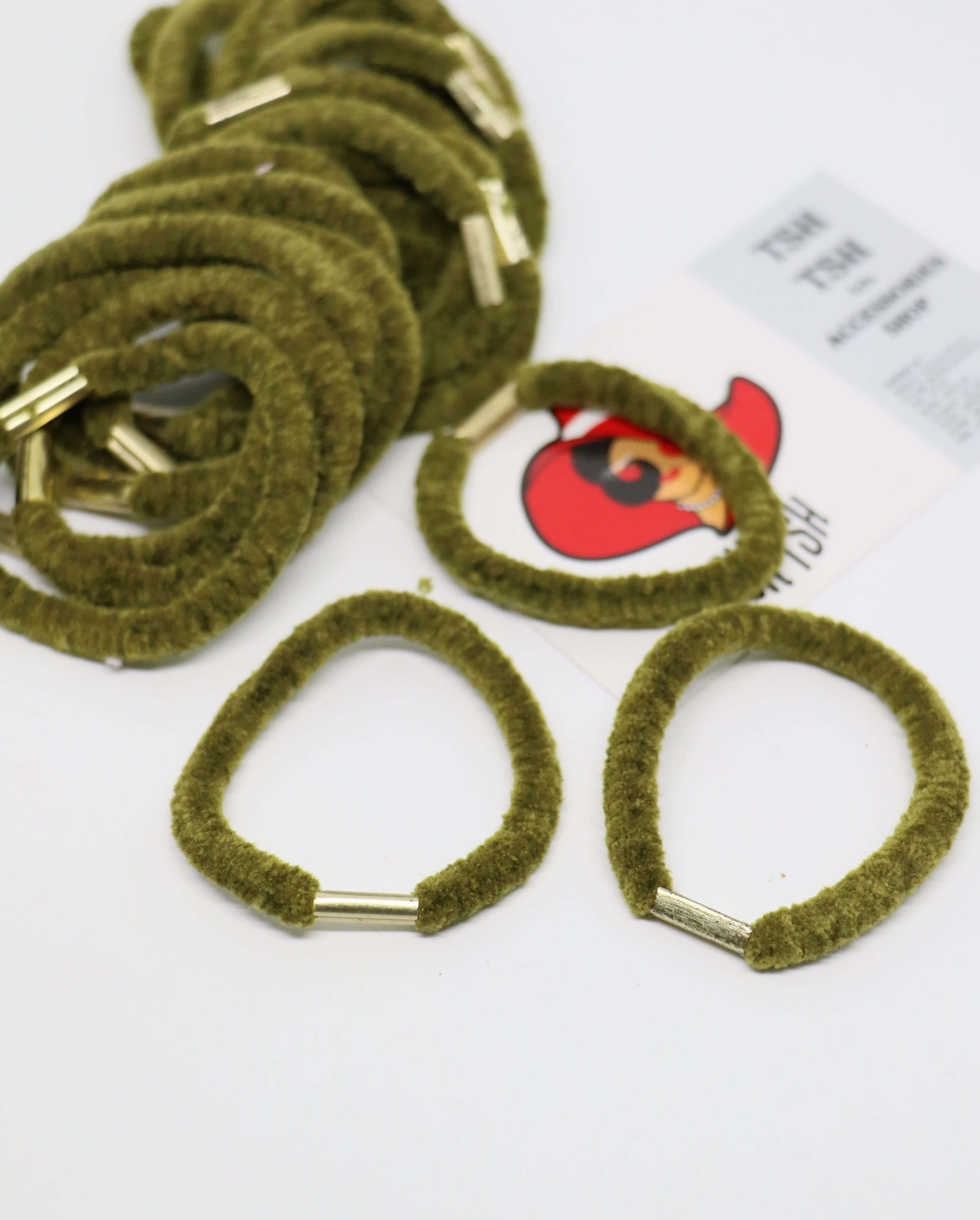 Velvet rubber band green