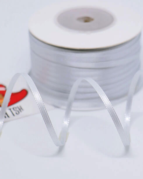 ริบบิ้นผ้าซาติน ขนาด 3 มิล สีเงิน เงา 2 หน้า ยาว 120 หลา #177