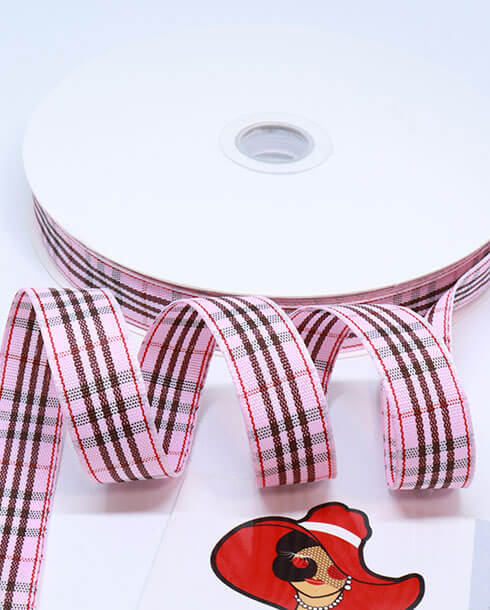 ริบบิ้นผ้าลายสก็อต ขนาด 15 มิล สีชมพู ยาว 50 หลา 
