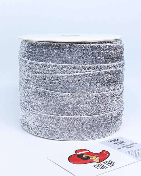 ริบบิ้นผ้าดิ้นสักหราด, ริบบิ้นกริตเตอร์, ริบบิ้นกากเพชร, ริบบิ้นผ้า, แฟชั่น, เครื่องประดับ, โบว์, ผูกกล่องของขวัญ, ผูกช่อดอกไม้, ผูกกระเช้า, โบว์พยาบาล, โบว์นักเรียน, ตกแต่ง, เสื้อผ้า, งานฝีมือ, ประดิษฐ์,