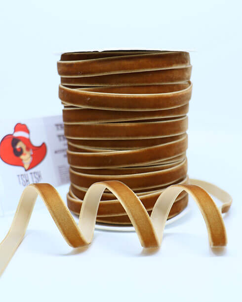 ริบบิ้นผ้ากำมะหยี่ขนาดกว้าง 10 มิล สีน้ำตาลอ่อน