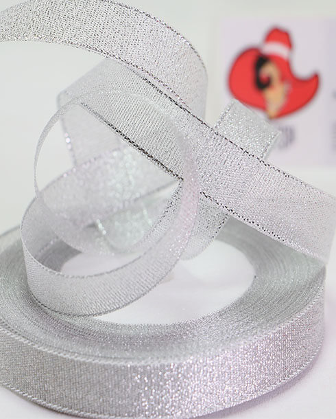 ริบบิ้นผ้าดิ้น ขนาด 15 มิล สีเงิน ยาว 25 หลา #42CC